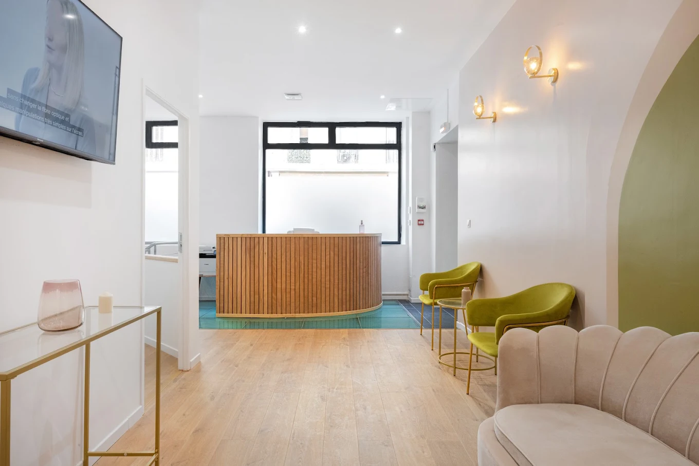 Salle de consultation Dermelia — éclairage doux